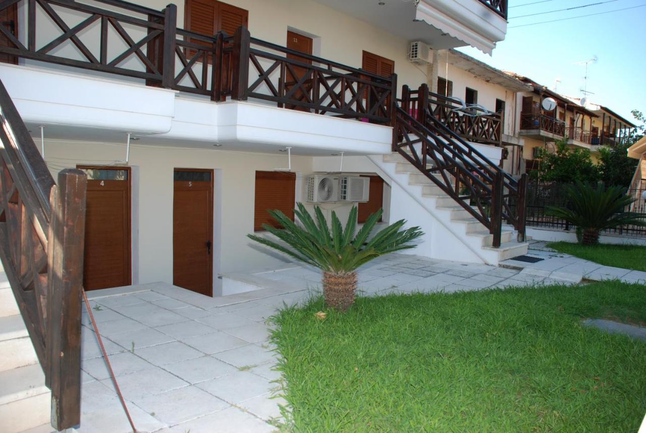 Vila Nikoleta Иериссос Экстерьер фото